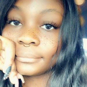 Meet your Posher, Shellene